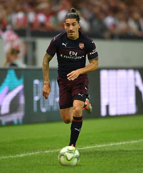 Hector Bellerin in Action for Arsenal against SS Lazio during Pre-Season Friendly in Stockholm, 2018