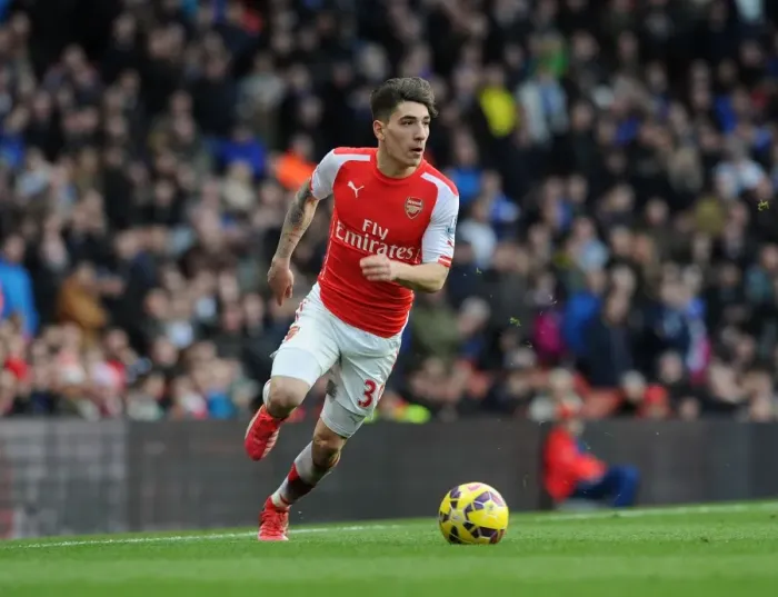 Framed Print : Hector Bellerin in Action: Arsenal vs. Everton, Premier League 2015 Framed Print : Hector Bellerin in Action: Arsenal vs. Everton, Premier League 2015