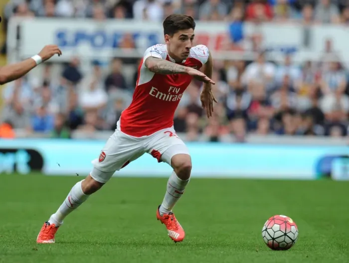 Framed Print : Hector Bellerin in Action: Arsenal vs. Newcastle United, Premier League 2015-16 Framed Print : Hector Bellerin in Action: Arsenal vs. Newcastle United, Premier League 2015-16