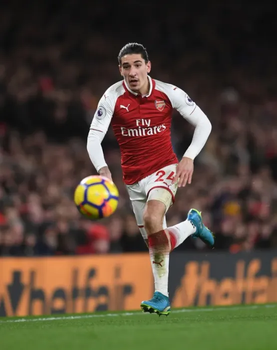 Framed Print : Hector Bellerin in Action: Arsenal vs. Chelsea, Premier League 2017-18 Framed Print : Hector Bellerin in Action: Arsenal vs. Chelsea, Premier League 2017-18