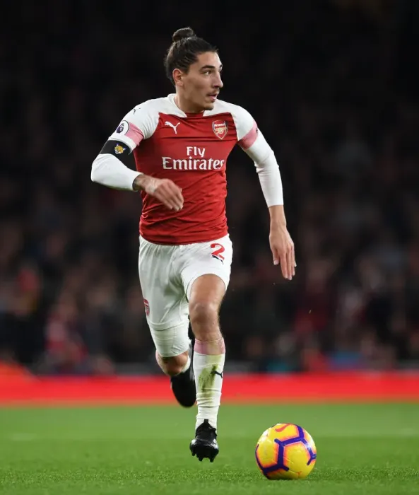 Framed Print : Hector Bellerin in Action: Arsenal vs. Liverpool, Premier League 2018-19