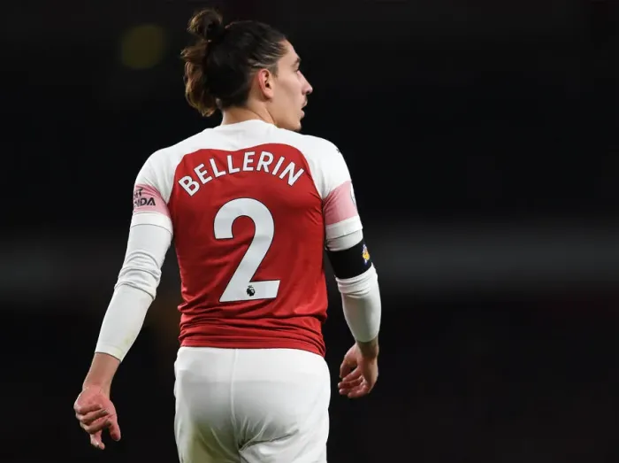 Framed Print : Hector Bellerin in Action: Arsenal vs. Liverpool, Premier League 2018-19