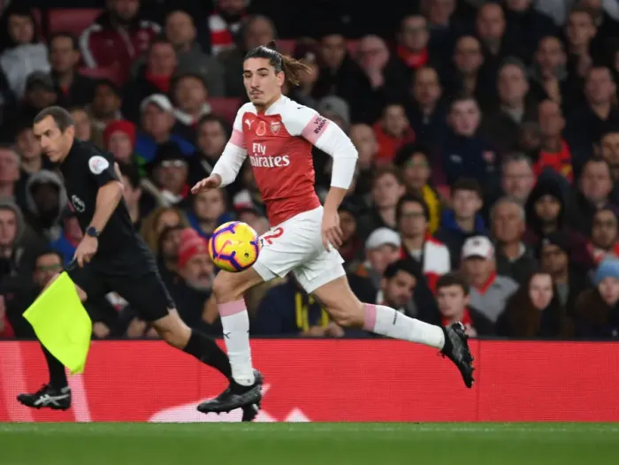 Framed Print : Hector Bellerin: In Action for Arsenal vs. Wolverhampton Wanderers, Premier League 2018-19 Framed Print : Hector Bellerin: In Action for Arsenal vs. Wolverhampton Wanderers, Premier League 2018-19