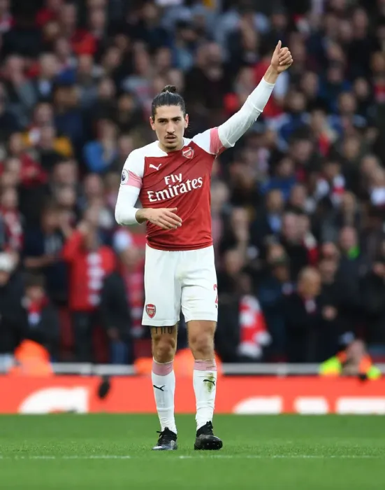 Framed Print : Hector Bellerin in Action: Arsenal vs. Tottenham, Premier League 2018-19