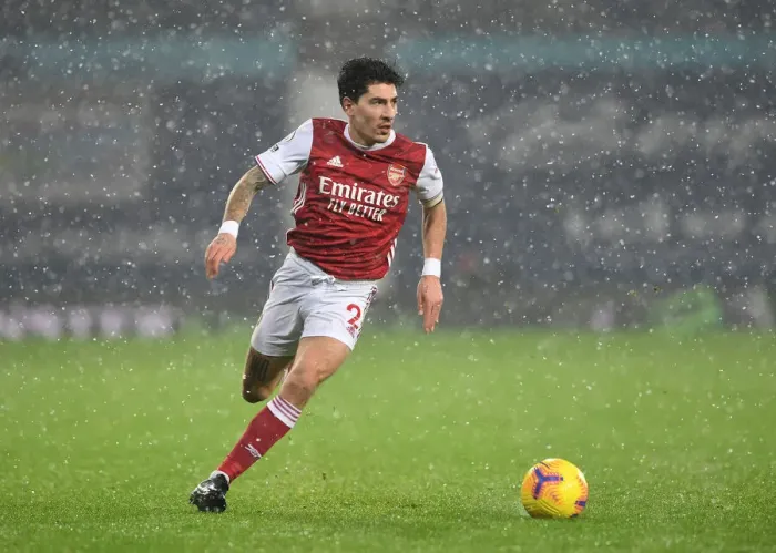 Framed Print : Hector Bellerin in Action: Arsenal vs. West Bromwich Albion, Premier League 2020-21