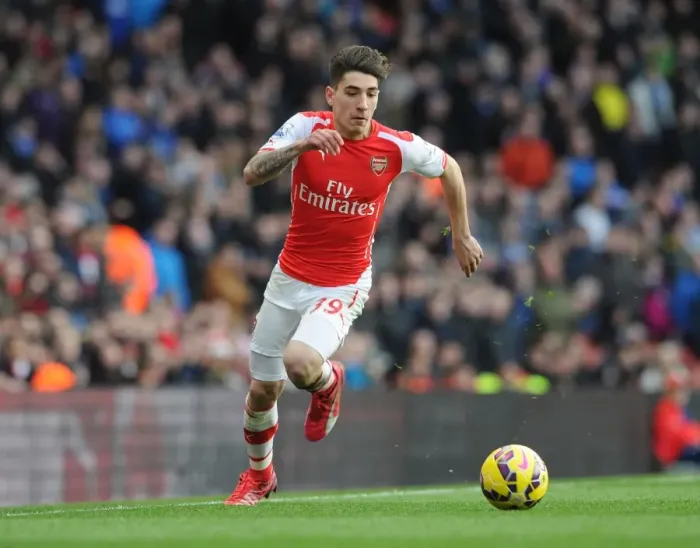 Framed Print : Hector Bellerin in Action: Arsenal vs Everton, Premier League 2015