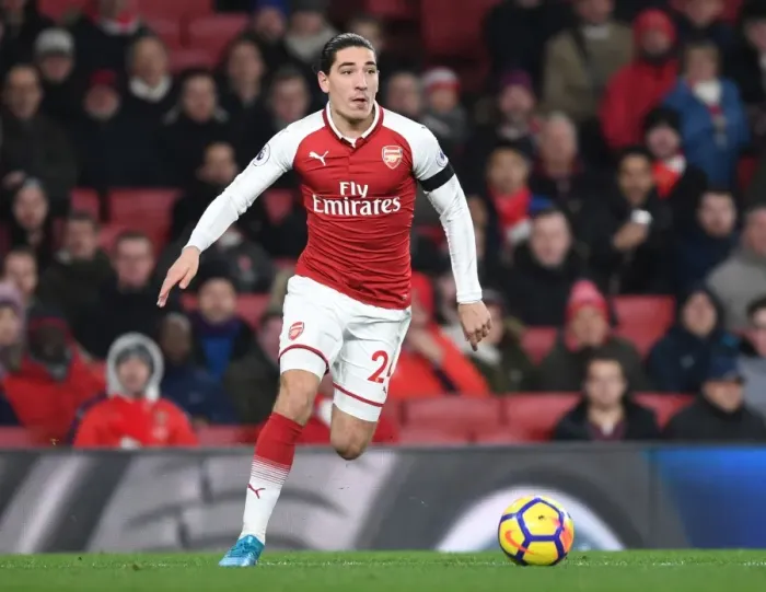 Framed Print : Hector Bellerin in Action: Arsenal vs Huddersfield Town, Premier League 2017-18