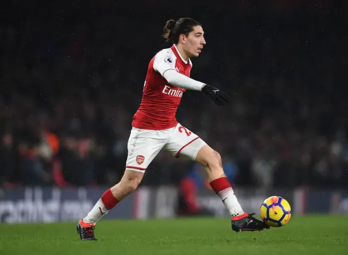 Framed Print : Hector Bellerin in Action: Arsenal vs Manchester City, Premier League 2017-18