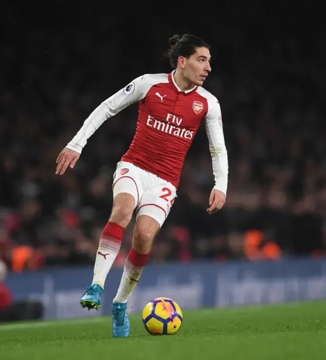 Framed Print : Hector Bellerin in Action: Arsenal vs Newcastle United, Premier League 2017-18 Framed Print : Hector Bellerin in Action: Arsenal vs Newcastle United, Premier League 2017-18