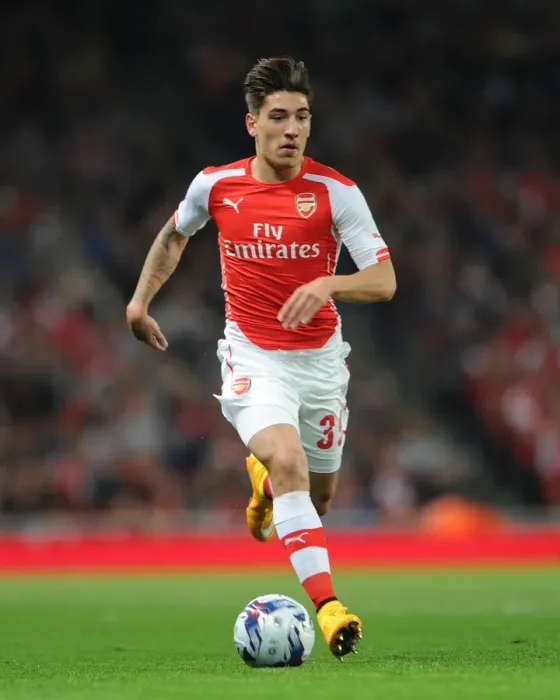 Framed Print : Hector Bellerin in Action: Arsenal vs Southampton, League Cup 2014 / 15 Framed Print : Hector Bellerin in Action: Arsenal vs Southampton, League Cup 2014 / 15