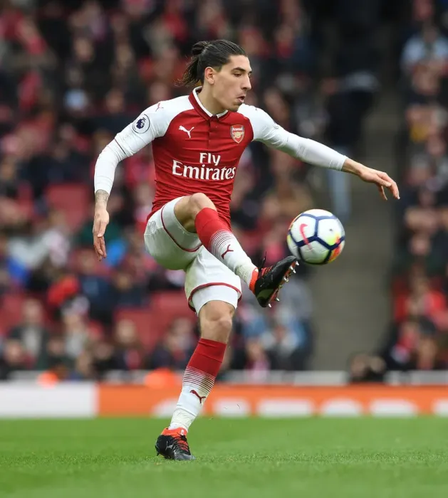 Framed Print : Hector Bellerin in Action: Arsenal vs Stoke City, Premier League 2017-18