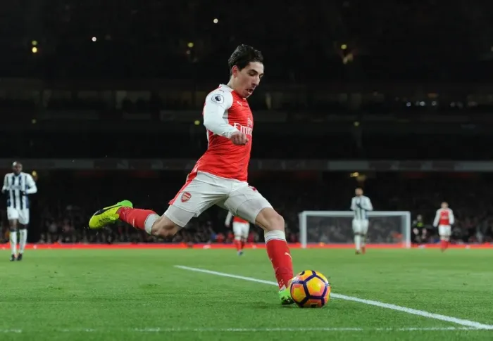 Framed Print : Hector Bellerin in Action: Arsenal vs West Bromwich Albion (2016-17) Framed Print : Hector Bellerin in Action: Arsenal vs West Bromwich Albion (2016-17)