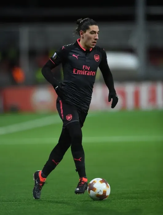 Framed Print : Hector Bellerin in Action: Arsenal's Europa League Triumph over Ostersunds FK, 2018
