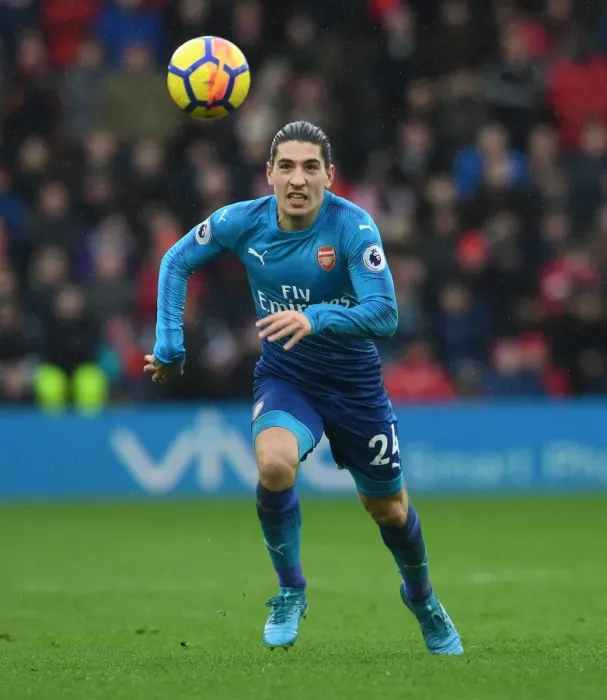 Framed Print : Hector Bellerin in Action: Southampton vs Arsenal, Premier League 2017-18 Framed Print : Hector Bellerin in Action: Southampton vs Arsenal, Premier League 2017-18