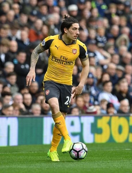 Hector Bellerin in Action: West Bromwich Albion vs Arsenal, Premier League 2016-17