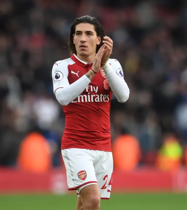 Framed Print : Hector Bellerin (Arsenal). Arsenal 2: 1 Swansea City. Premier League. Emirates Stadium Framed Print : Hector Bellerin (Arsenal). Arsenal 2: 1 Swansea City. Premier League. Emirates Stadium