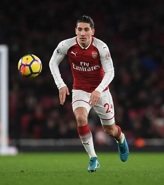 Hector Bellerin: Arsenal Star in Action against Newcastle United, Premier League 2017-18