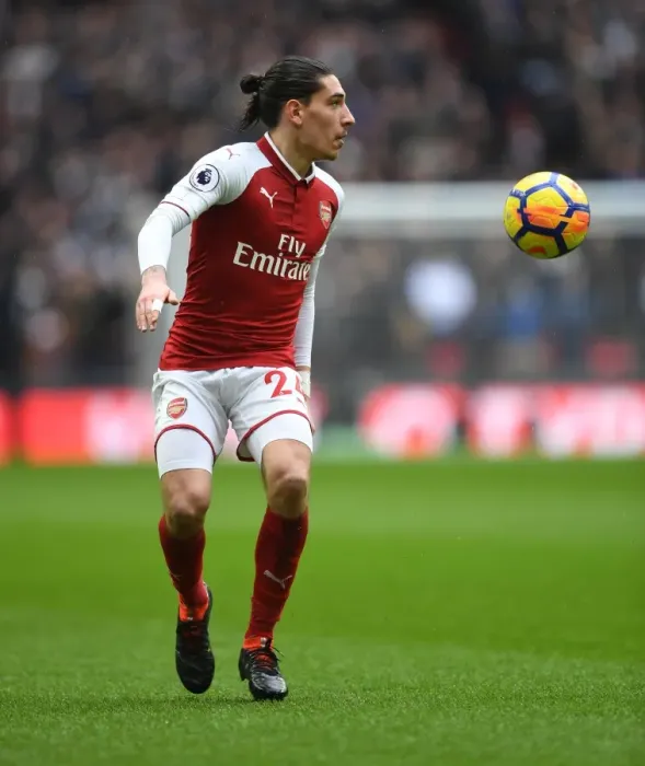 Framed Print : Hector Bellerin (Arsenal). Tottenham Hotspur 1: 0 Arsenal. Premier League. Wembley Stadium Framed Print : Hector Bellerin (Arsenal). Tottenham Hotspur 1: 0 Arsenal. Premier League. Wembley Stadium