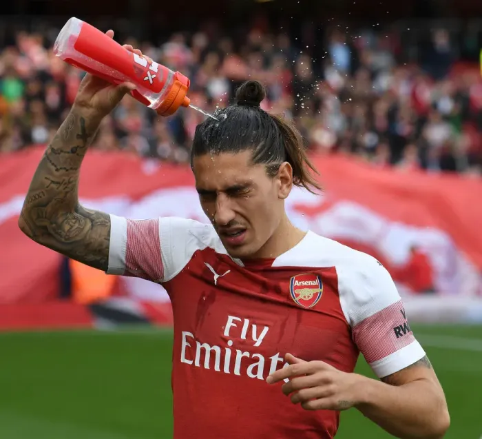 Framed Print : Hector Bellerin: Arsenal's Focused Defender Readies for Arsenal vs. Everton Showdown