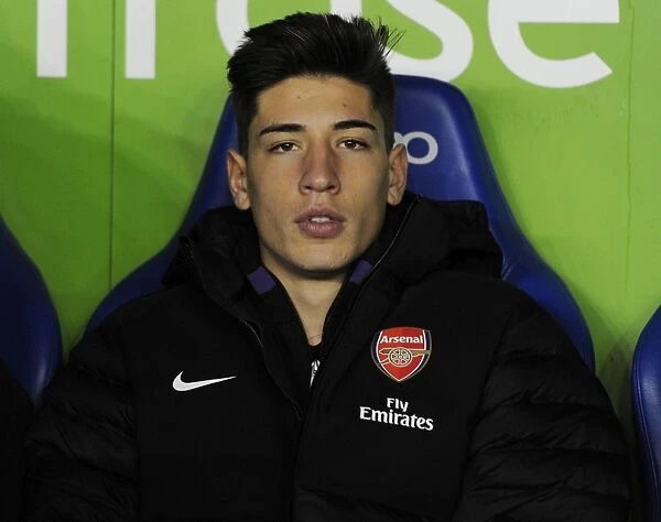 Hector Bellerin: Arsenal's Focused Pre-Match Moment at Reading's Madejski Stadium (Capital One Cup 2012-13)