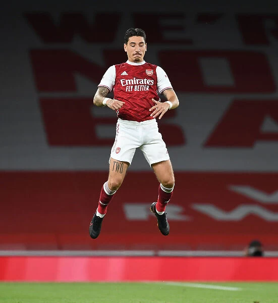 Hector Bellerin Gears Up: Arsenal vs. West Ham United (2020-21)