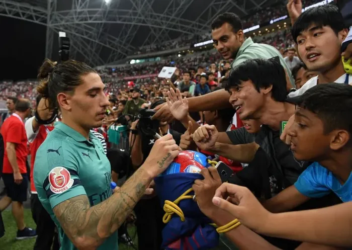 Framed Print : Hector Bellerin Greets Arsenal Fans After Arsenal vs. Paris Saint-Germain Match in Singapore, 2018 Framed Print : Hector Bellerin Greets Arsenal Fans After Arsenal vs. Paris Saint-Germain Match in Singapore, 2018