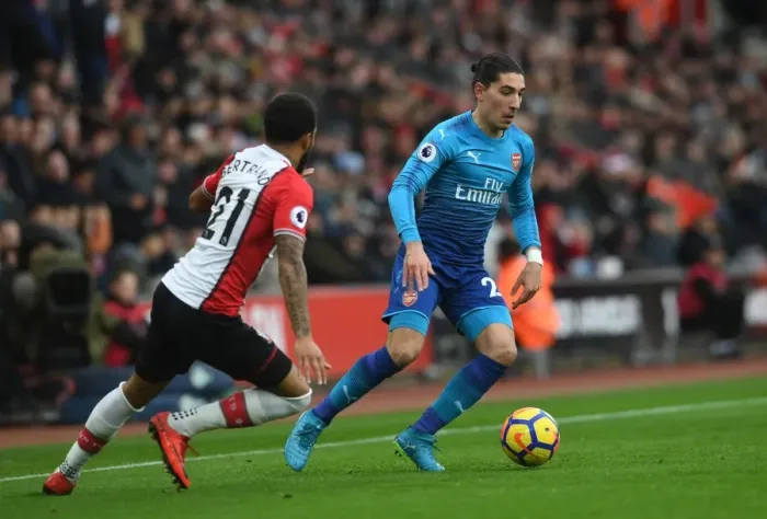 Framed Print : Hector Bellerin vs. Ryan Bertrand: Intense Battle at Southampton's St Marys Stadium (Premier League 2017-18) Framed Print : Hector Bellerin vs. Ryan Bertrand: Intense Battle at Southampton's St Marys Stadium (Premier League 2017-18)