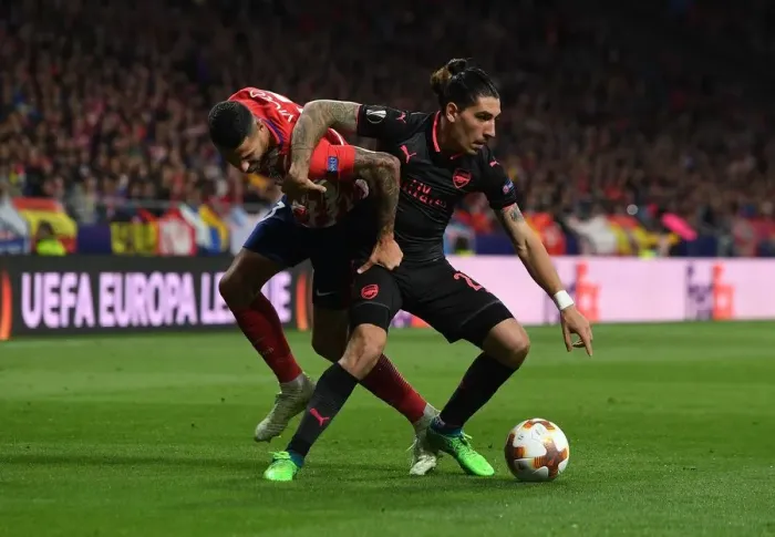 Framed Print : Hector Bellerin vs. Vitolo: Battle in the Europa League Semi-Final