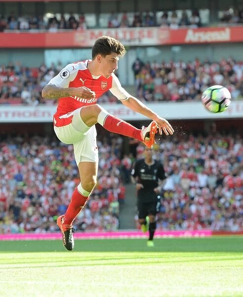 Hector Bellerin's Standout Performance: Arsenal vs Liverpool (2016-17) at Emirates Stadium
