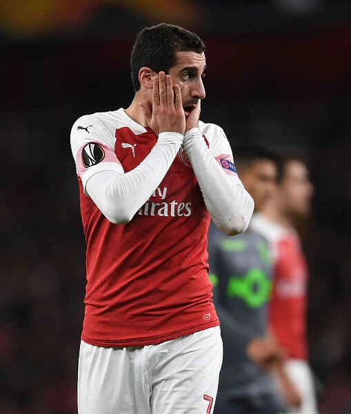 Henrikh Mkhitaryan in Action for Arsenal against Sporting CP, UEFA Europa League 2018-19