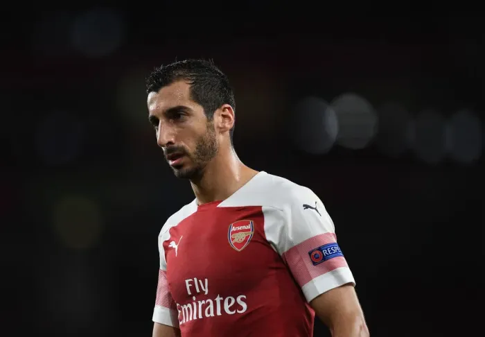 Framed Print : Henrikh Mkhitaryan in Action for Arsenal against Vorskla Poltava, UEFA Europa League 2018-19