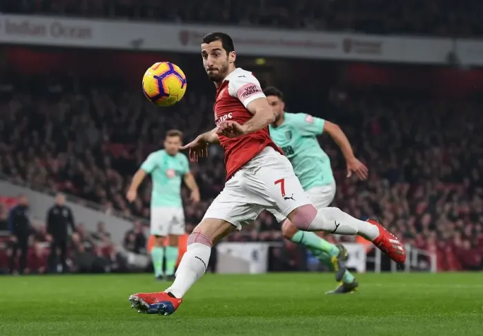 Framed Print : Henrikh Mkhitaryan in Action: Arsenal vs AFC Bournemouth, Premier League 2018-19