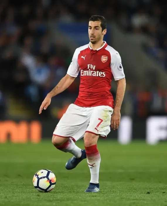 Framed Print : Henrikh Mkhitaryan in Action: Arsenal vs Leicester City, Premier League 2017-18 Framed Print : Henrikh Mkhitaryan in Action: Arsenal vs Leicester City, Premier League 2017-18