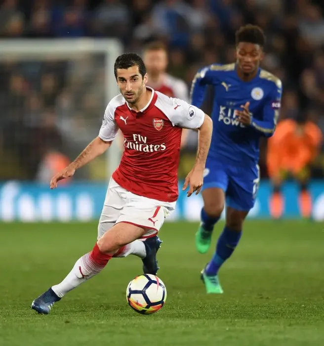 Framed Print : Henrikh Mkhitaryan in Action: Premier League Clash between Leicester City and Arsenal (2017-18)