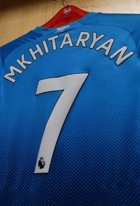 Framed Print : Henrikh Mkhitaryan: Arsenal's Readiness in Swansea Changing Room (Swansea City v Arsenal 2017-18)