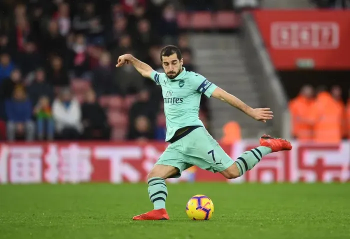 Framed Print : Henrikh Mkhitaryan Scores Arsenal's Second Goal vs Southampton (2018-19)