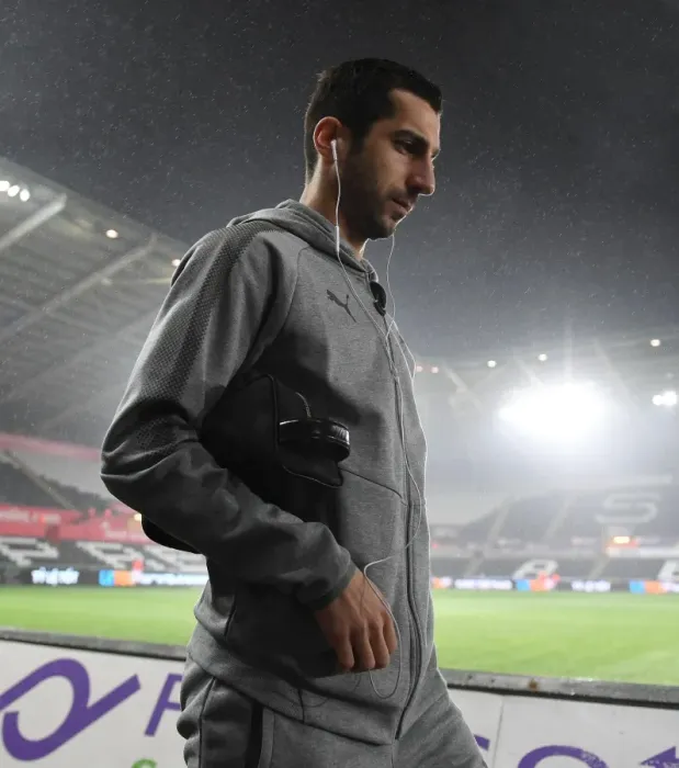 Framed Print : Henrikh Mkhitaryan's Arrival at Swansea City: Swansea v Arsenal, Premier League 2018 Framed Print : Henrikh Mkhitaryan's Arrival at Swansea City: Swansea v Arsenal, Premier League 2018