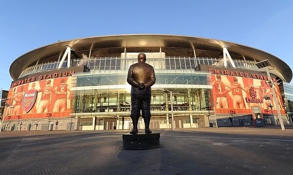 Herbert Chapman's Statue at Emirates Stadium: Arsenal vs. Everton (2011-12)