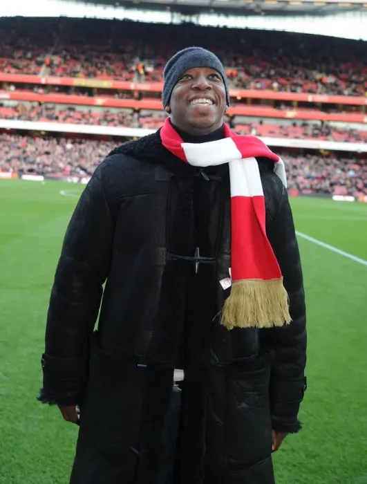 Framed Print : Ian Wright's Emotional Return to Arsenal: Arsenal vs Everton, Premier League 2011-12