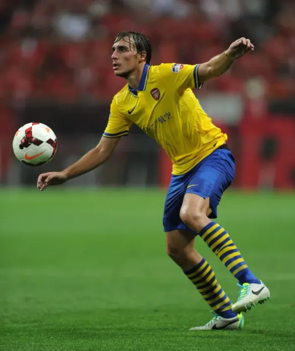 Framed Print : Ignasi Miquel in Action: Arsenal vs Urawa Red Diamonds (2013, Japan) Framed Print : Ignasi Miquel in Action: Arsenal vs Urawa Red Diamonds (2013, Japan)