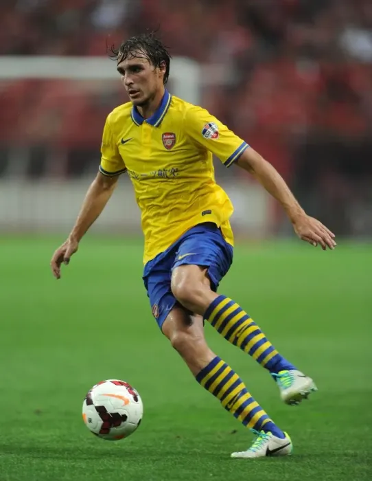 Framed Print : Ignasi Miquel in Action: Arsenal vs Urawa Red Diamonds (2013, Japan)
