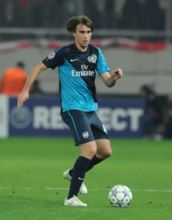 Framed Print : Ignasi Miquel in Action: Olympiacos vs. Arsenal, UEFA Champions League 2011-12
