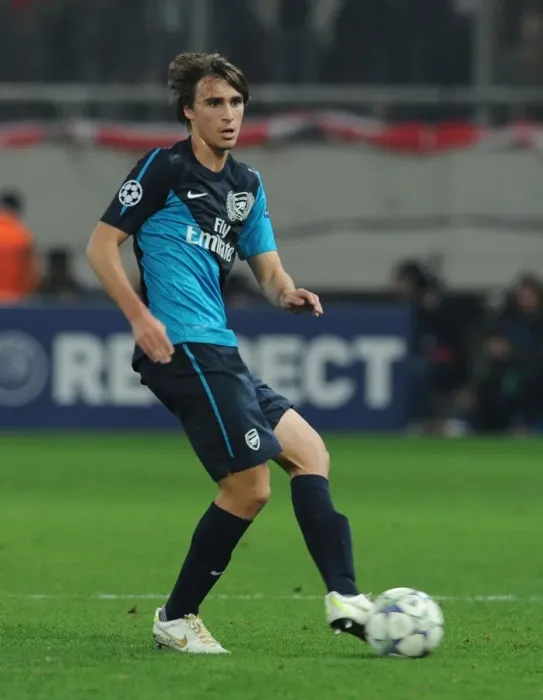 Framed Print : Ignasi Miquel in Action: Olympiacos vs. Arsenal, UEFA Champions League 2011-12 Framed Print : Ignasi Miquel in Action: Olympiacos vs. Arsenal, UEFA Champions League 2011-12