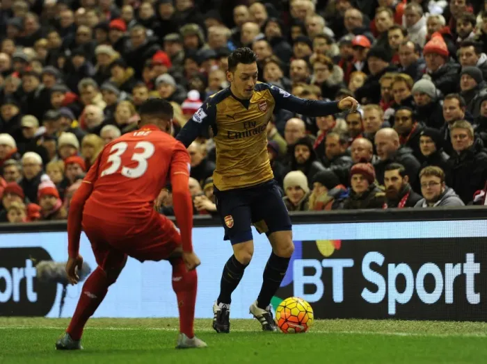 Framed Print : Intense Clash: Mesut Ozil vs Jordon Ibe - Liverpool vs Arsenal, Premier League 2015-16 Framed Print : Intense Clash: Mesut Ozil vs Jordon Ibe - Liverpool vs Arsenal, Premier League 2015-16
