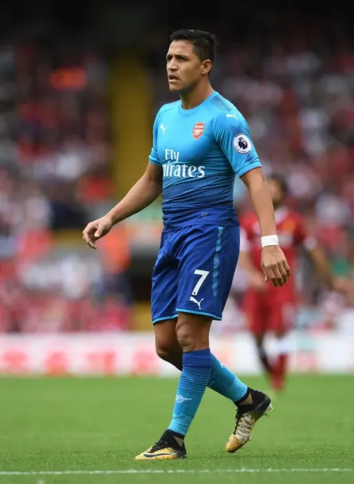 Framed Print : Intense Rivalry: Alexis Sanchez Faces Liverpool in Premier League Showdown (2017-18)