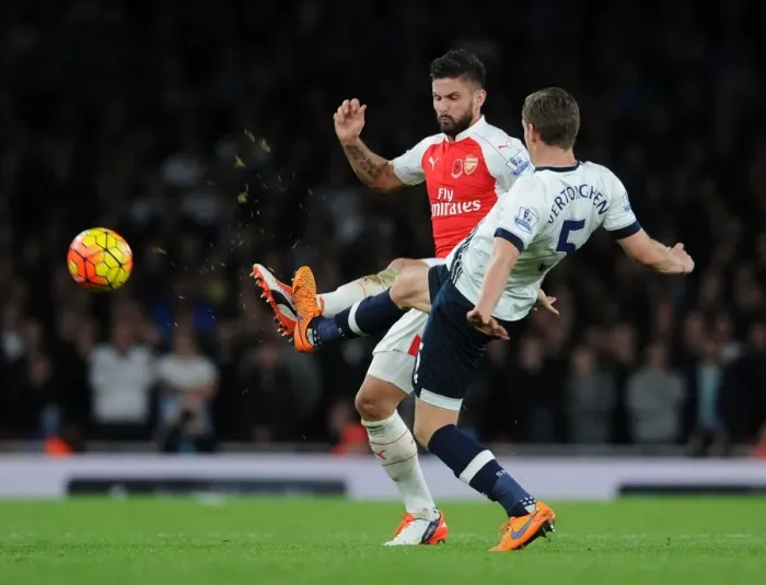 Framed Print : Intense Rivalry: Giroud vs. Vertonghen Battle at the Emirates (2015-16) - Arsenal vs. Tottenham, Premier League