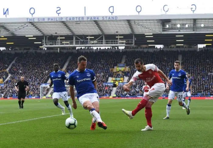 Framed Print : Intense Rivalry: Mkhitaryan vs Jagielka Battle at Goodison Park, Everton vs Arsenal, Premier League 2018-19 Framed Print : Intense Rivalry: Mkhitaryan vs Jagielka Battle at Goodison Park, Everton vs Arsenal, Premier League 2018-19