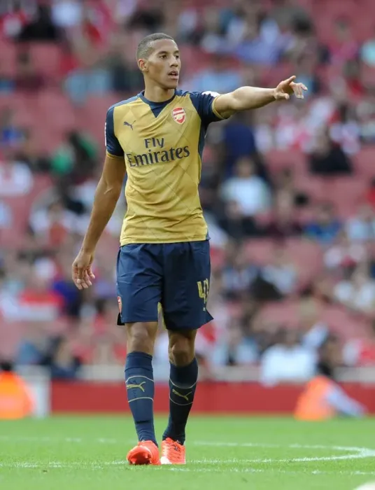 Framed Print : Isaac Hayden in Action: Arsenal vs. Olympique Lyonnais, Emirates Cup 2015 / 16