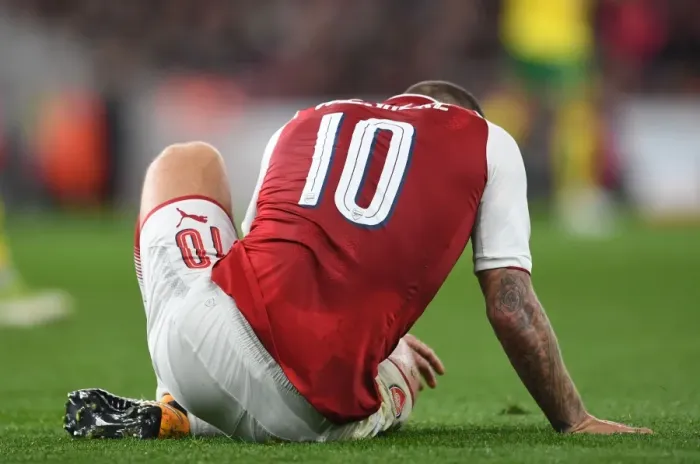 Framed Print : Jack Wilshere in Action: Arsenal vs. Norwich City, Carabao Cup 2017-18 Framed Print : Jack Wilshere in Action: Arsenal vs. Norwich City, Carabao Cup 2017-18