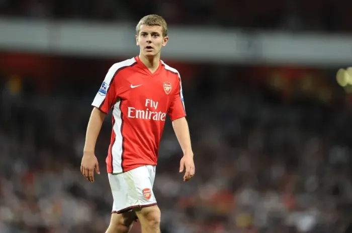 Framed Print : Jack Wilshere in Action: Arsenal's 2-0 Carling Cup Victory over West Bromwich Albion, Emirates Stadium (September 22, 2009)